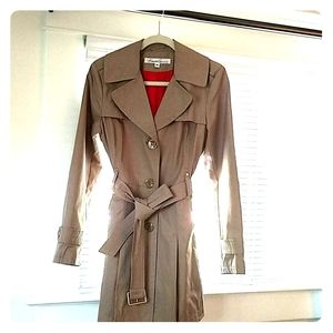 Kenneth Cole rain coat